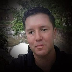 Meet your Posher, Chris